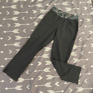 Xs dickies mid rise tapered scrub pants in pewter